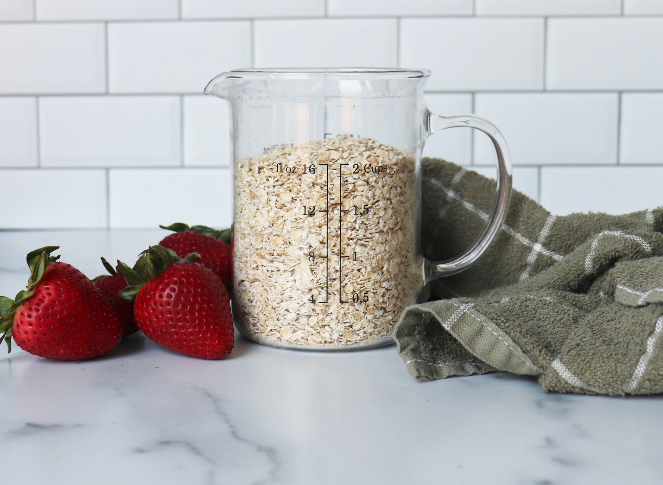 Oatmeal for beauty. We suggest how to create great cosmetics on their basis