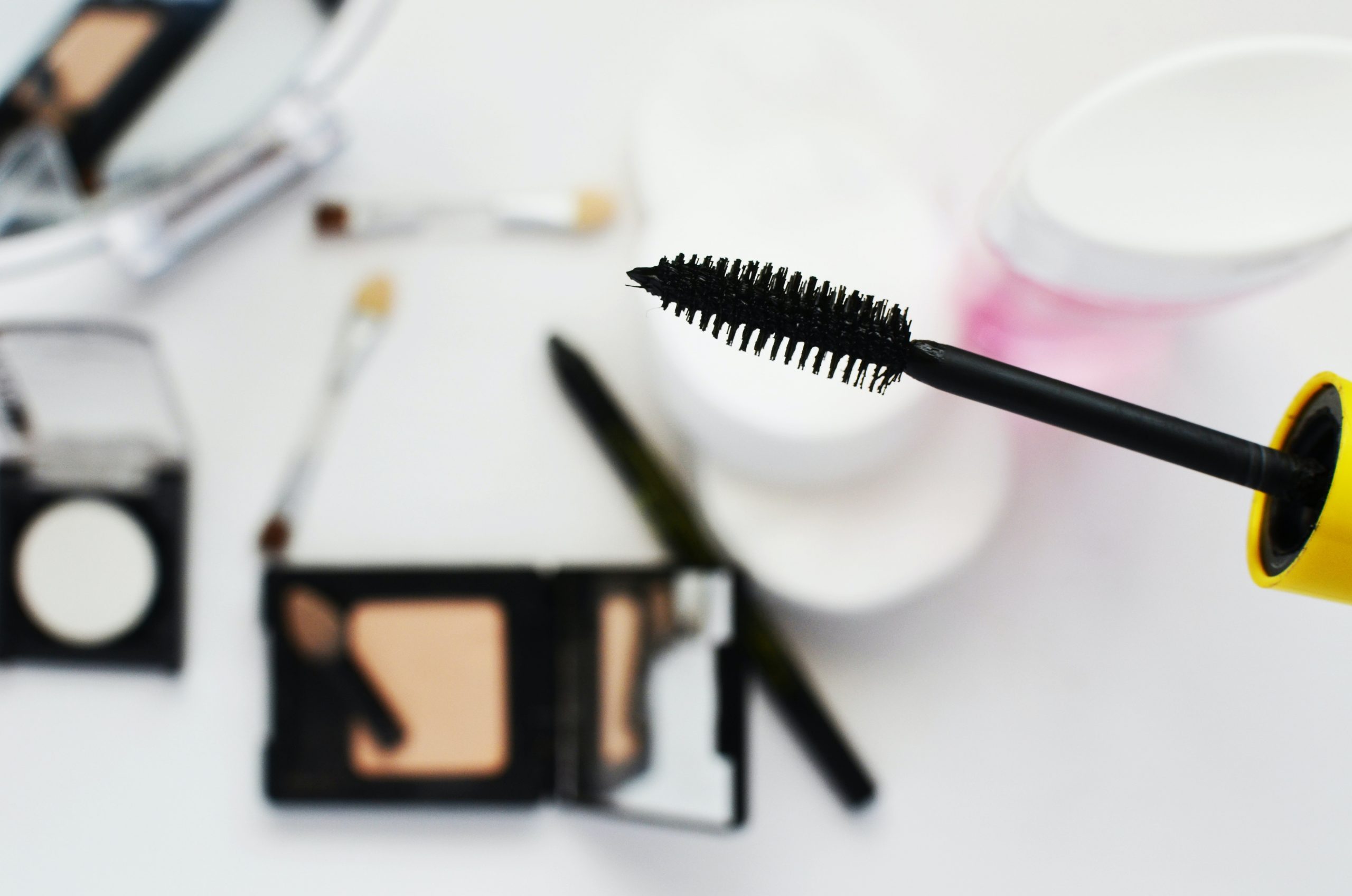 Dried out mascara? We know how to save it