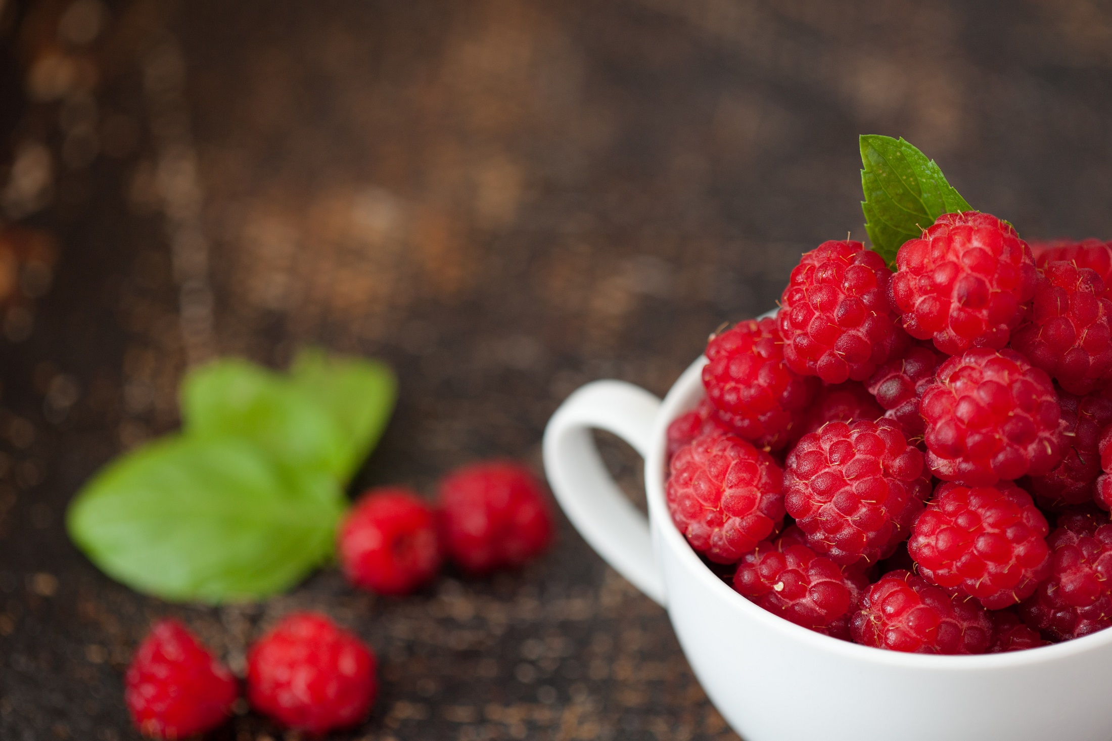 Raspberries for beauty. We will tell you how to use raspberries to make your own cosmetics