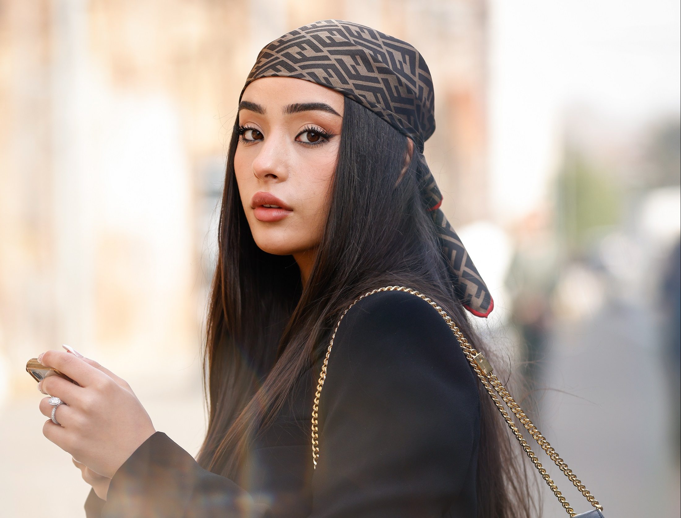 New trend: headscarves tied around the head – here’s how to wear them in style